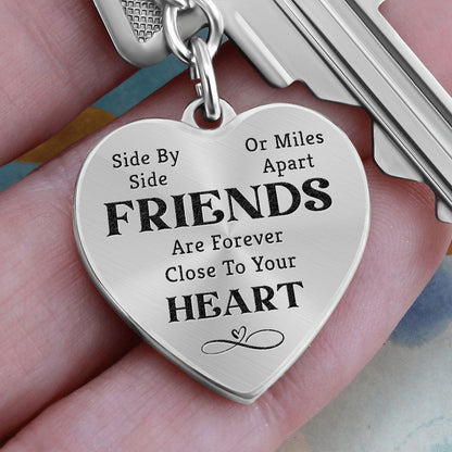 Friends - Close to your Heart - Graphic Heart Keychain