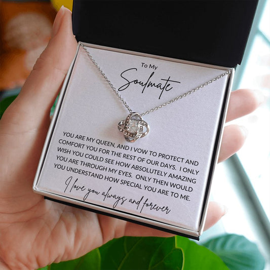Soulmate - My Queen - Love Knot Necklace